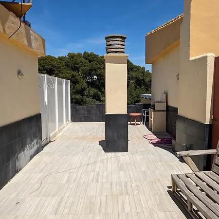 Con Vistas Y Terraza En * ماربيا