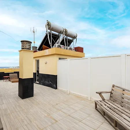 Con Vistas Y Terraza En Διαμέρισμα Μαρμπέλλα