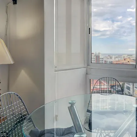 Con Vistas Y Terraza En 公寓